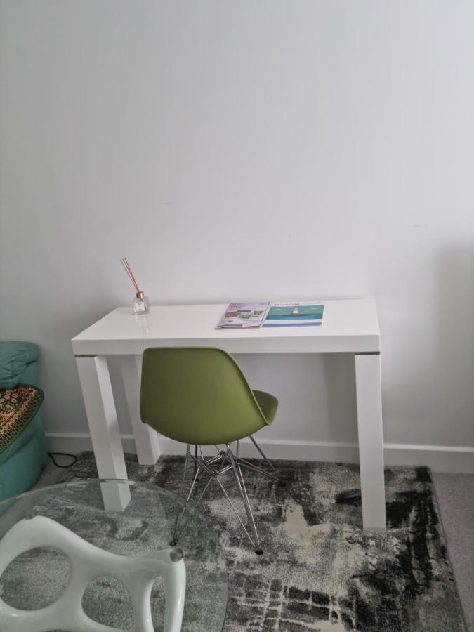 Large Room With Netflix Newhaven Extérieur photo